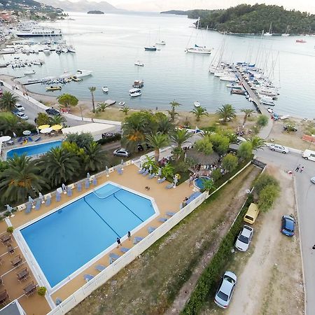 Athos Hotel Нідрі Екстер'єр фото